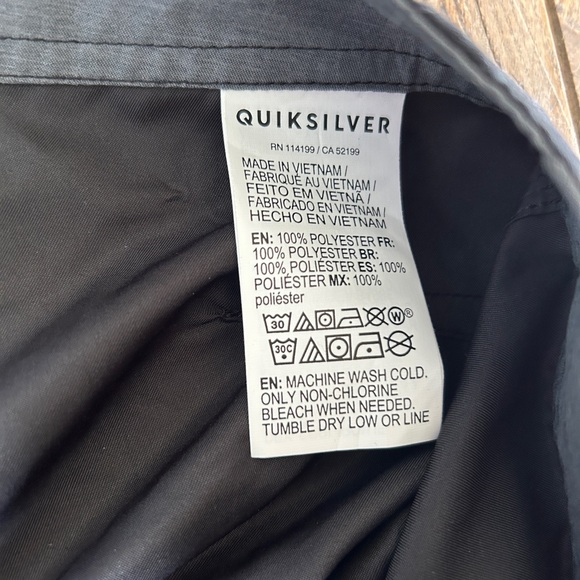 NWOT Quiksilver Men's Manic Cameo 22 Inch Board Short Sz 32 - Picture 5 of 8